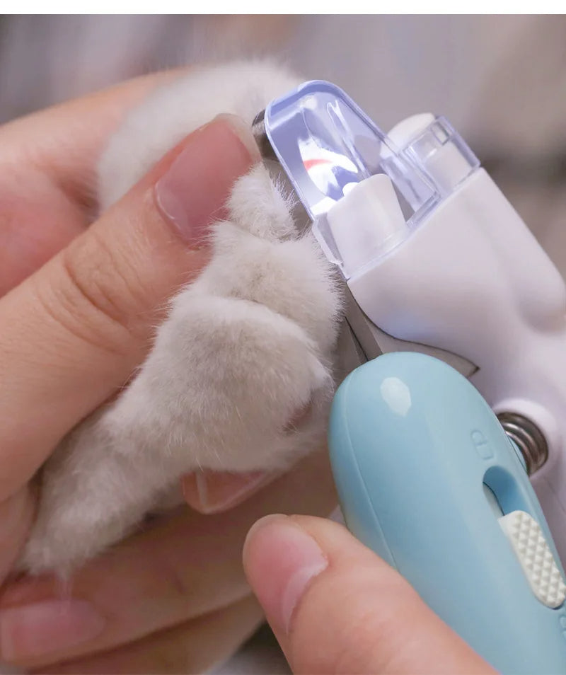 LED NAIL CLIPPERS